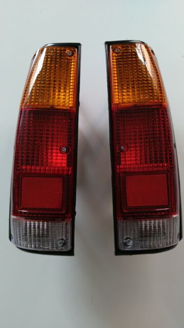 LAMPARA DE STOP 213-1904-2 R