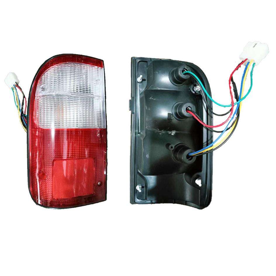 LAMPARA DE STOP DERECHA 212-19B4 R